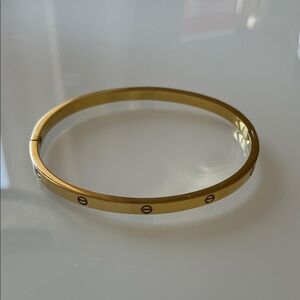 Elegant Gold Bangle LOVE Small Bracelet